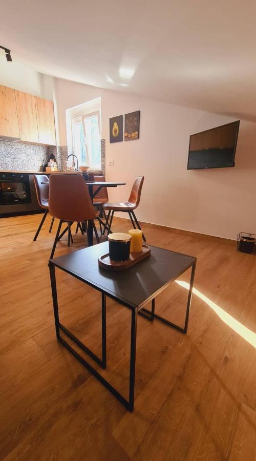 Apartments Nina ラブ エクステリア 写真