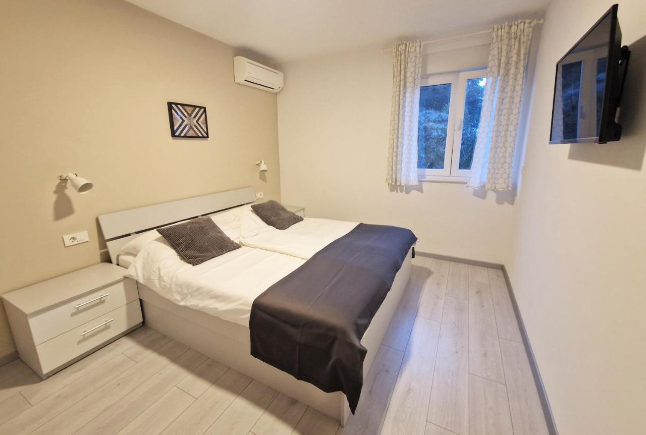 Apartments Nina ラブ エクステリア 写真