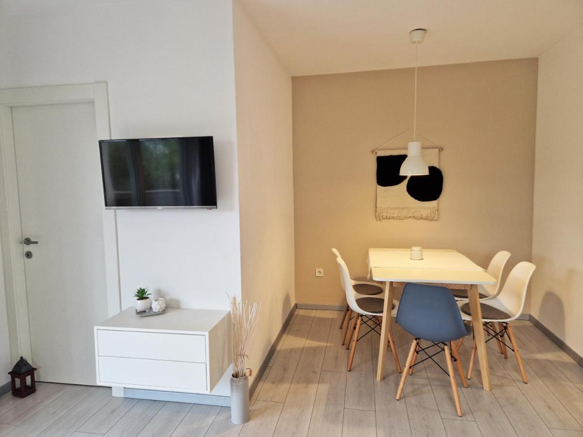 Apartments Nina ラブ エクステリア 写真