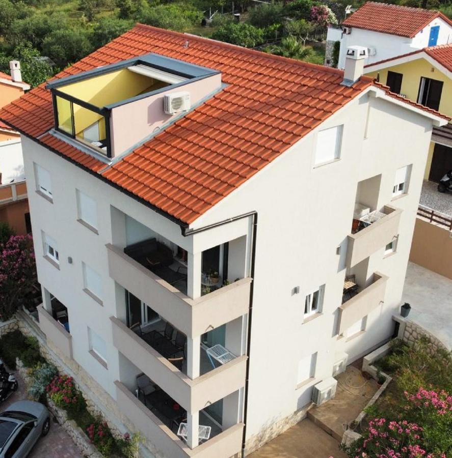 Apartments Nina ラブ エクステリア 写真