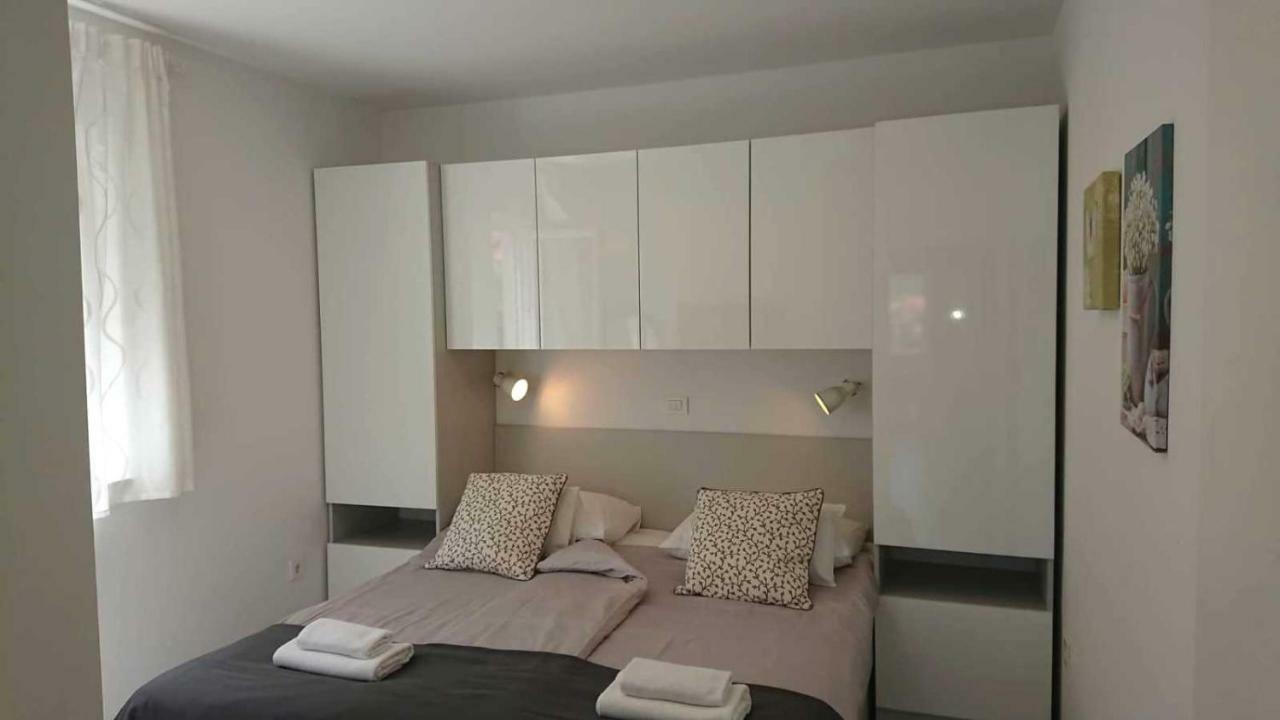 Apartments Nina ラブ エクステリア 写真